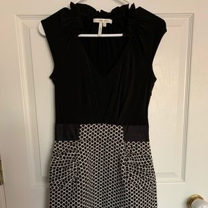 BCBG black,capsleeve vneck dress w/ ruffle collar